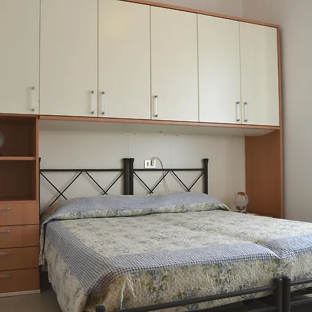 Casa Vacanza Atlantide Буджерру
